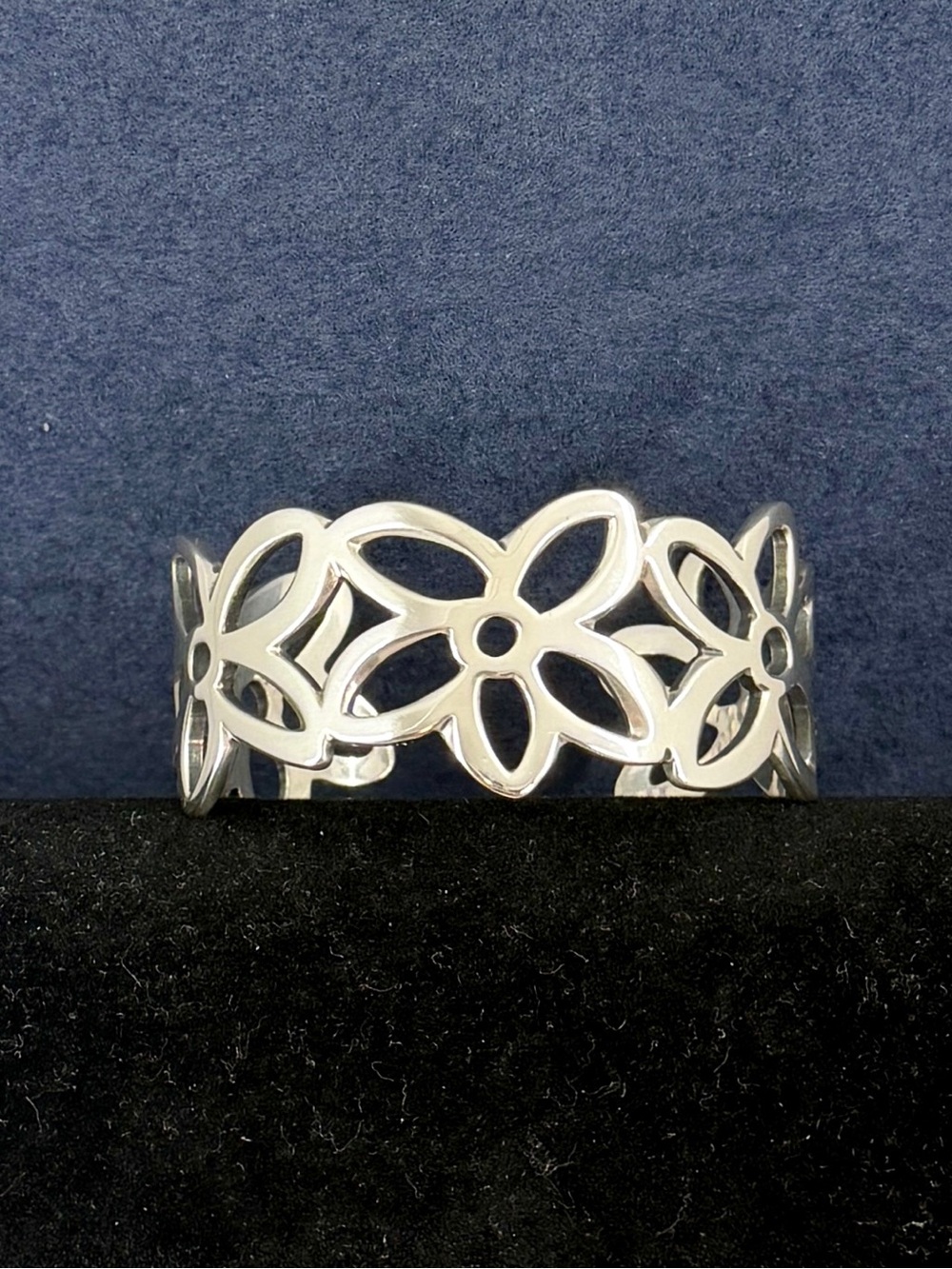 JAMES AVERY Sterling Silver Flower Openwork Etch Wide Cuff Bracelet RETIRED 42g